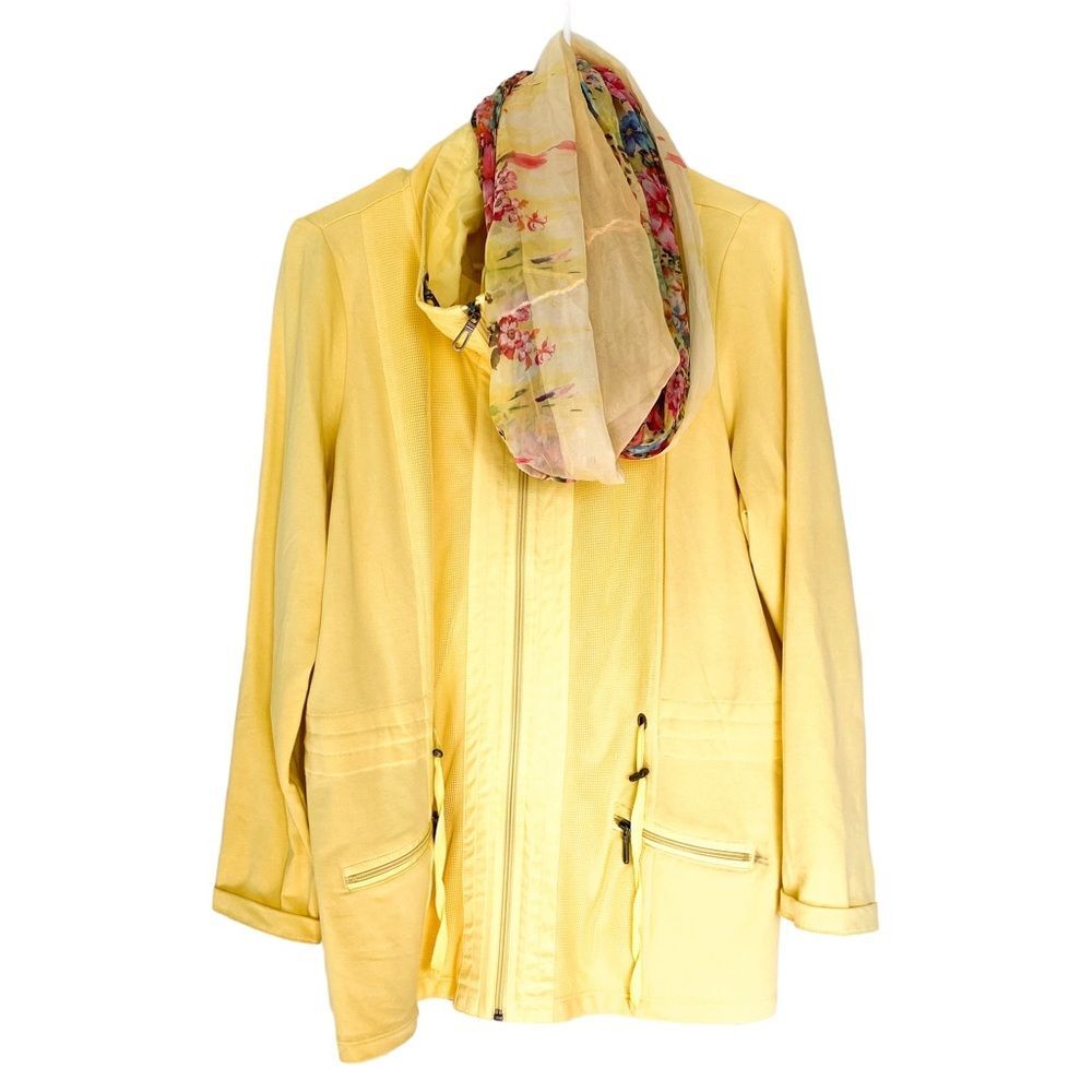 Bonita Basic Susi Yellow Activewear Jacket Size Large with Floral Scarf Sporty